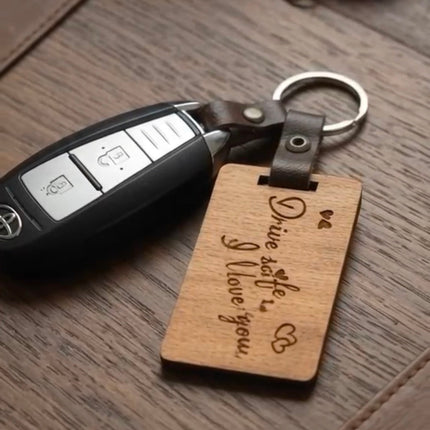 Customized Car Wood Engraved Keychain